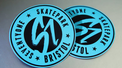 Circle magnet with 71 skate bristol logo